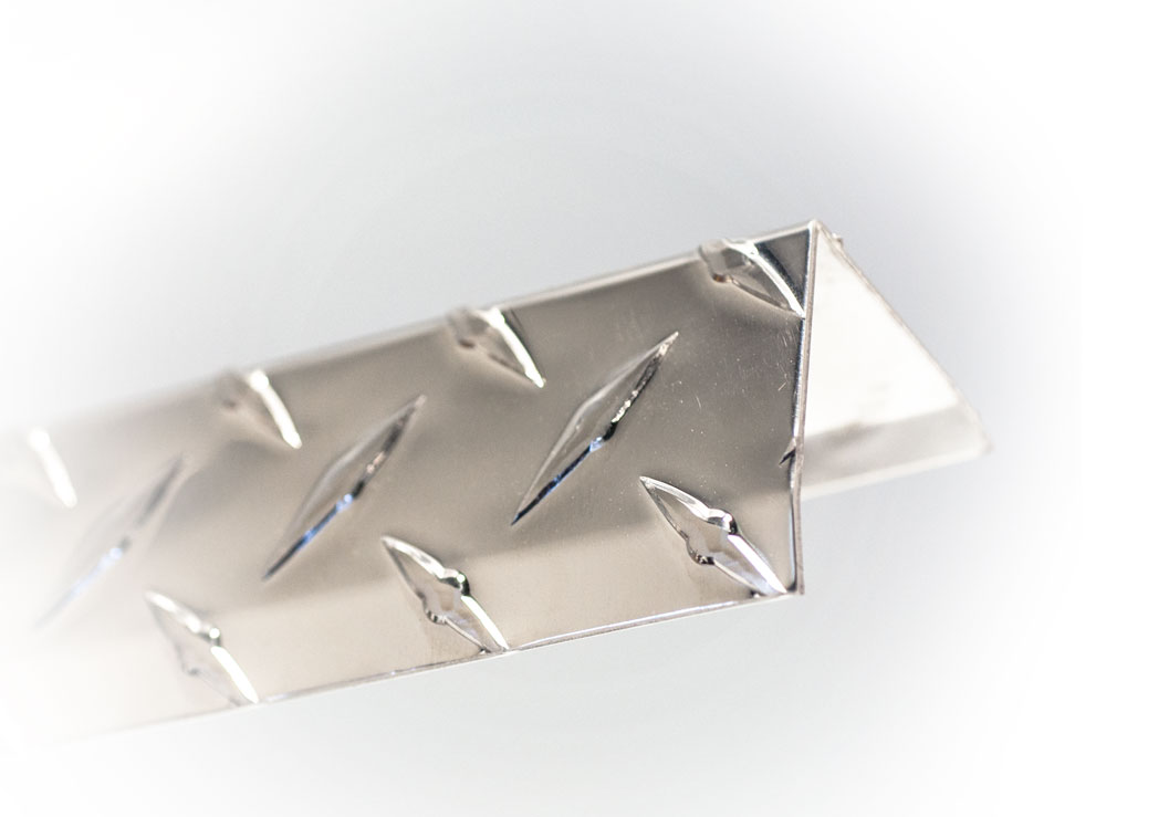 .063 Aluminum Diamond Plate Tread Brite Corner Guard Angle 1.5" x 1.5" x 36" 